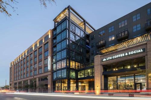 Deep Ellum Apartment | 1 Bedroom apt suite Wifi fitness room Deep Ellum-FIFA WORLD CUP 2026