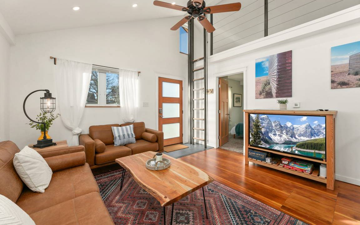 Martinez Park House | 106 m² House ∙ 2 bedrooms ∙ 6 guests