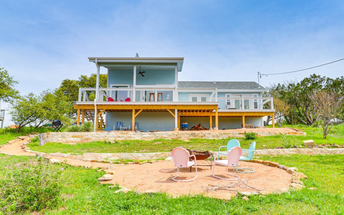 Burnet House | 122 m² House ∙ 2 bedrooms ∙ 6 guests