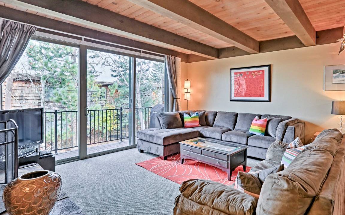 Tahoe Keys Apartment | 130 m² Apartment ∙ 3 bedrooms ∙ 6 guests