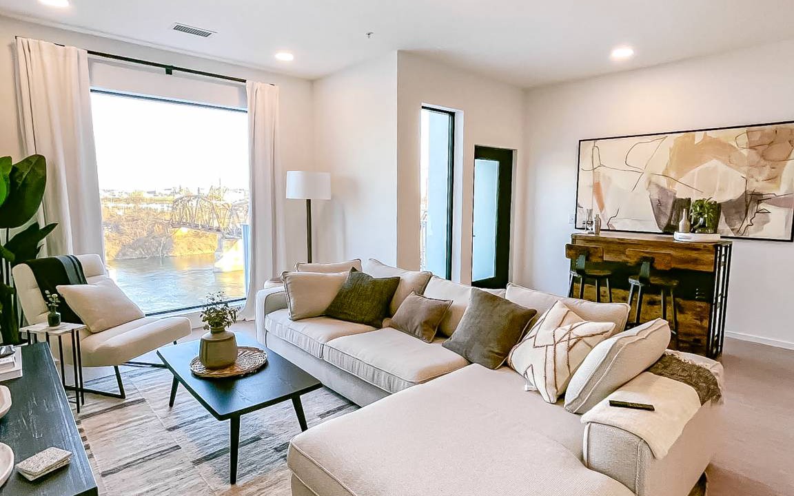 North Capitol Apartment | 135 m² Loft ∙ 2 bedrooms ∙ 4 guests
