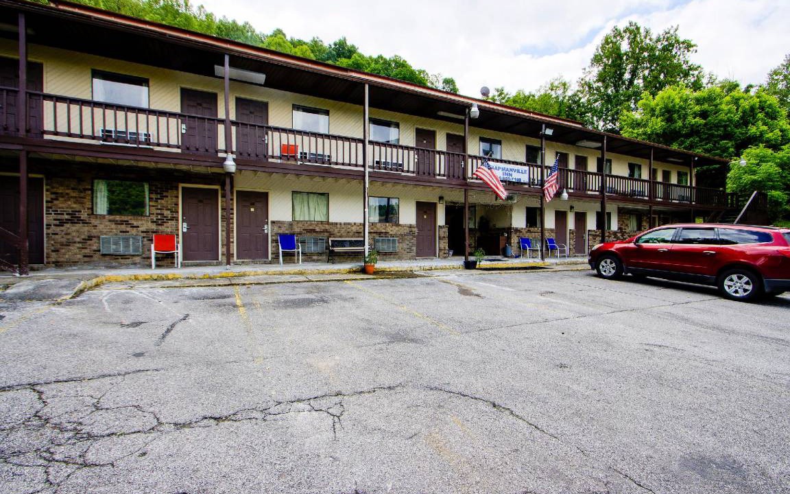 Chapmanville Hotel | 14 m² Hotel ∙ 127 guests