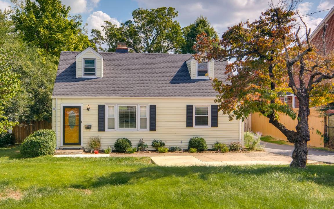 West Falls Church House | 149 m² House ∙ 3 bedrooms ∙ 7 guests