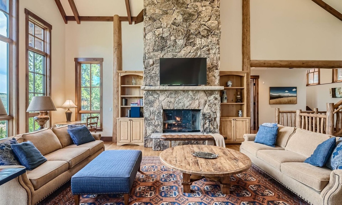 Cordillera House | 155 E. Timber Draw - Perfect Cabin in the Woods