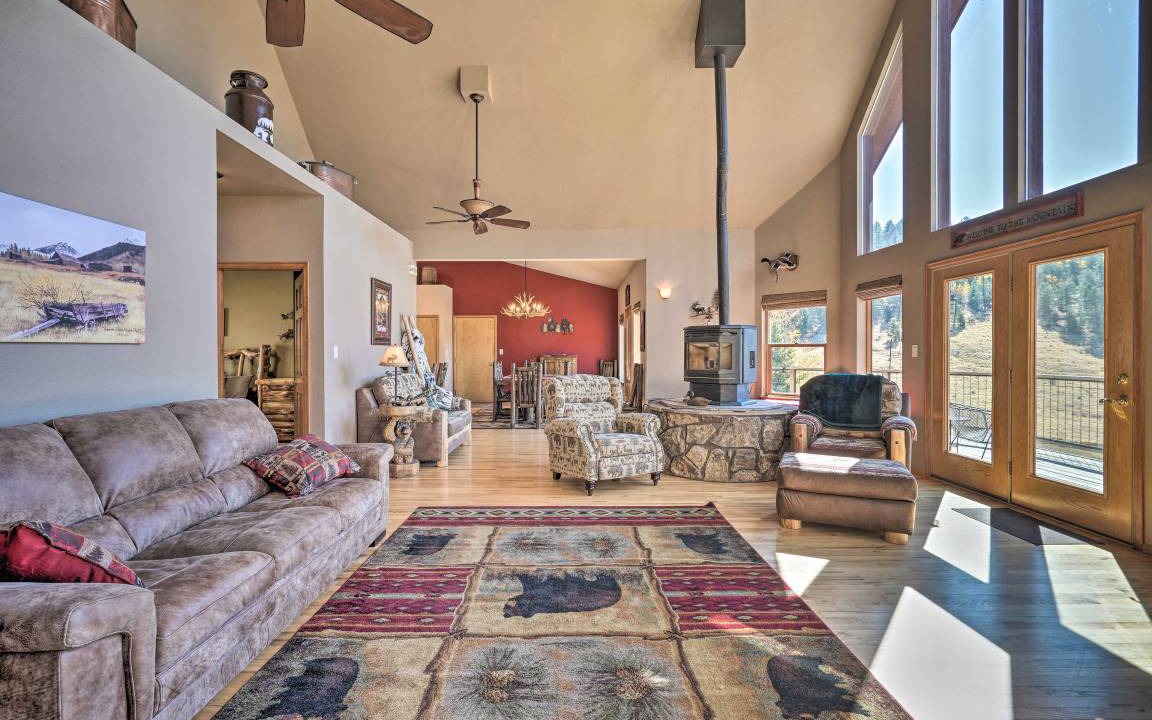 Cripple Creek House | 155 m² House ∙ 3 bedrooms ∙ 6 guests