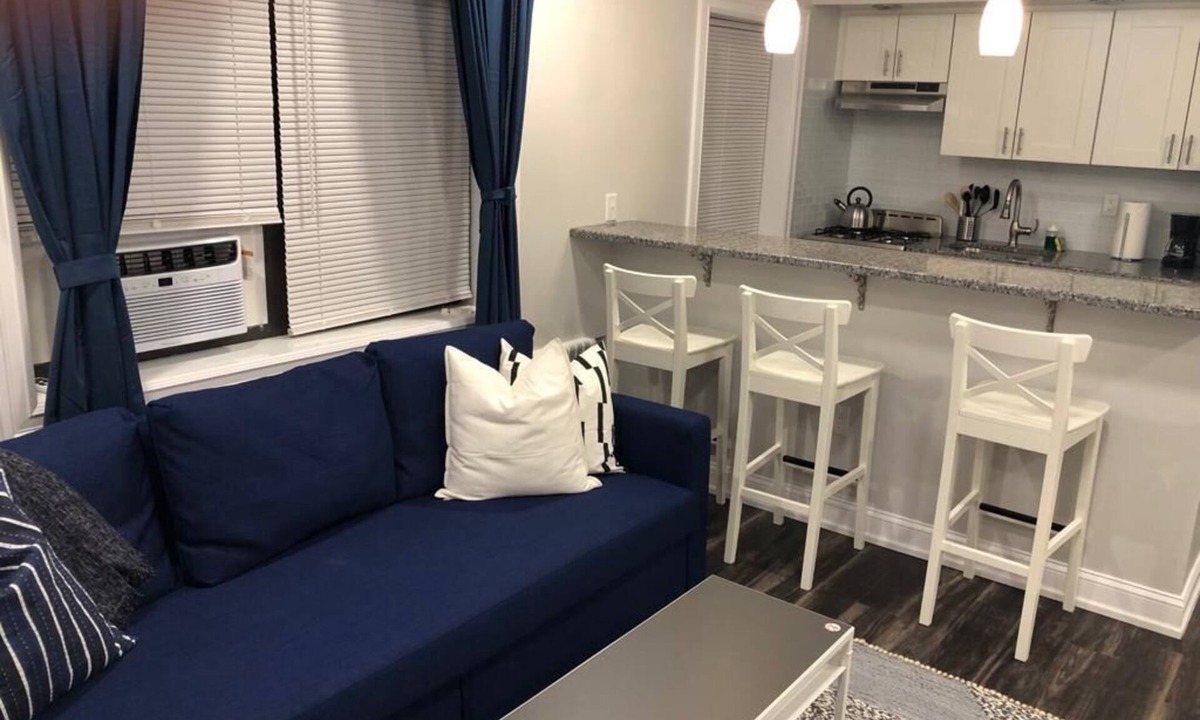 Industry Apartment | 1631 5F · The Marino Gateaway 20 Min to NYC/Parking Avail.