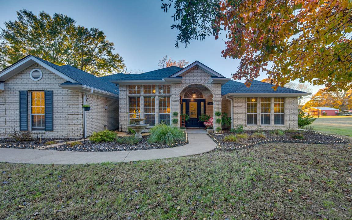 Bullard House | 167 m² House ∙ 3 bedrooms ∙ 8 guests