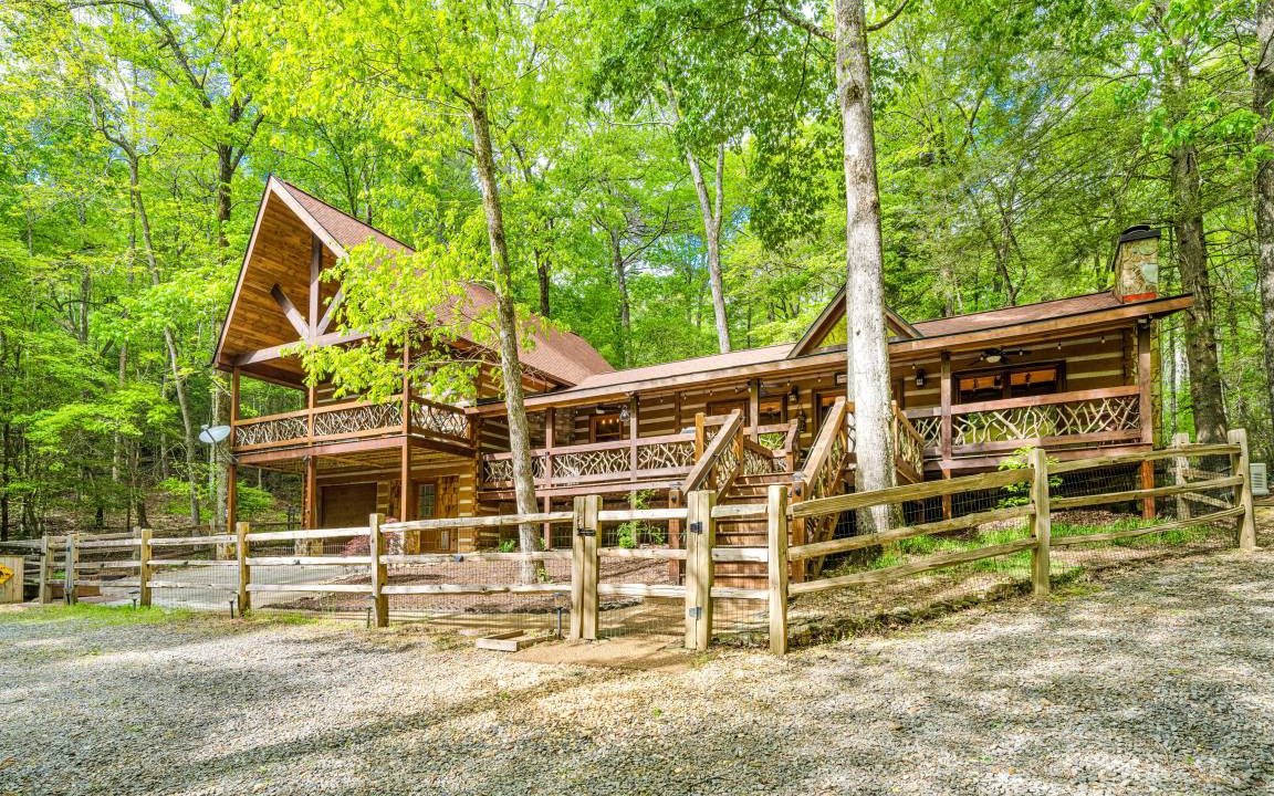 Hidden Lake Cabin | 171 m² Cabin ∙ 3 bedrooms ∙ 8 guests