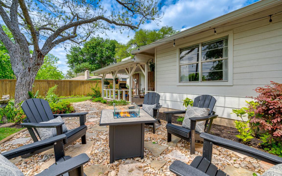Egger Acres House | 177 m² House ∙ 3 bedrooms ∙ 8 guests