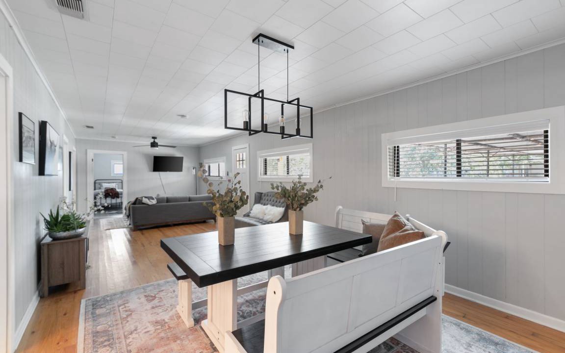 Stonewall House | 189 m² House ∙ 3 bedrooms ∙ 8 guests