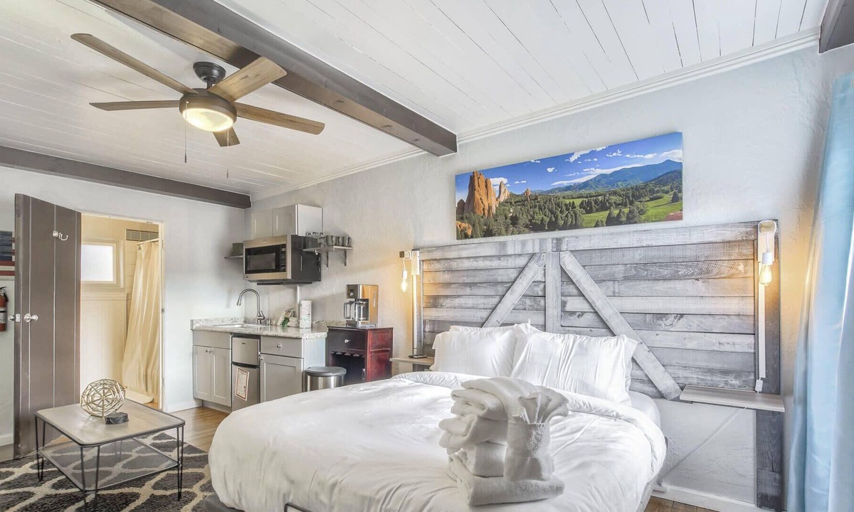 Quest Rest Colorado Springs | West Colorado Springs
