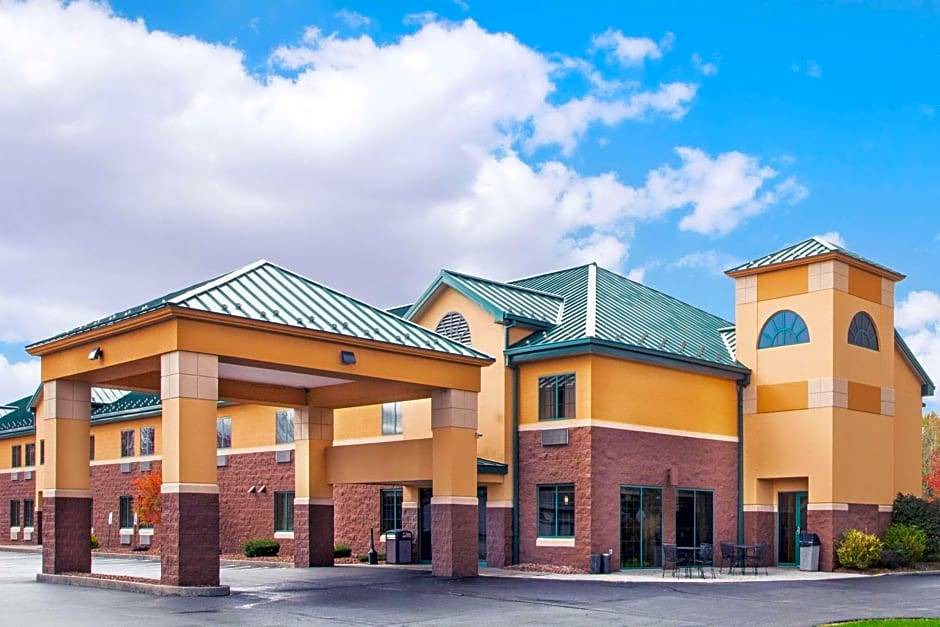 Days Inn | Brewerton