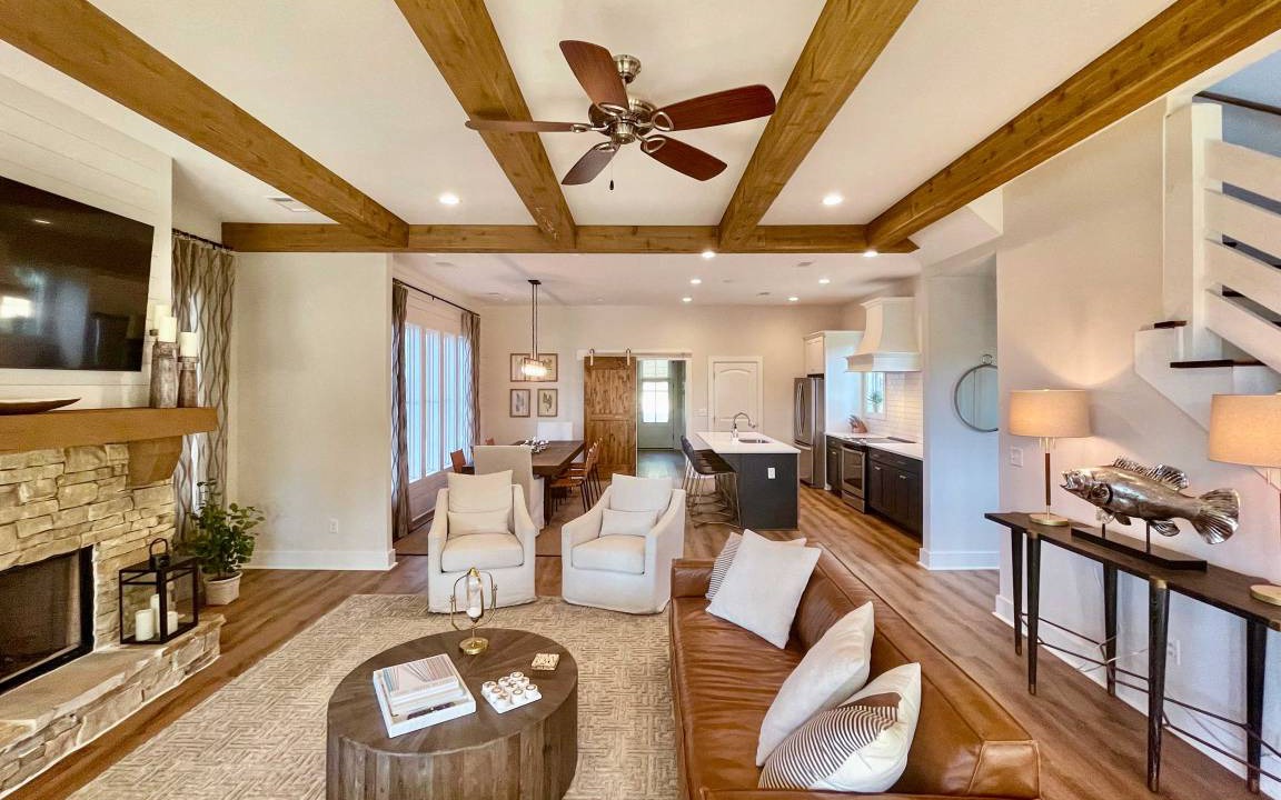 Dadeville House | 213 m² House ∙ 4 bedrooms ∙ 13 guests