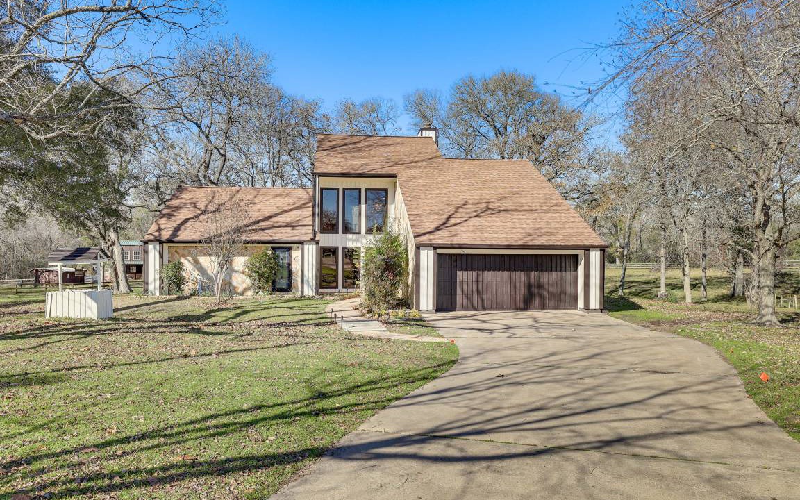 Brookshire House | 241 m² House ∙ 3 bedrooms ∙ 8 guests