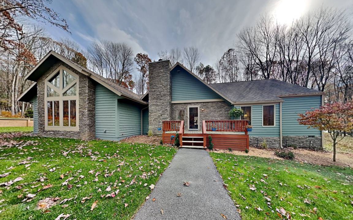 Blakeslee House | 242 m² House ∙ 4 bedrooms ∙ 10 guests