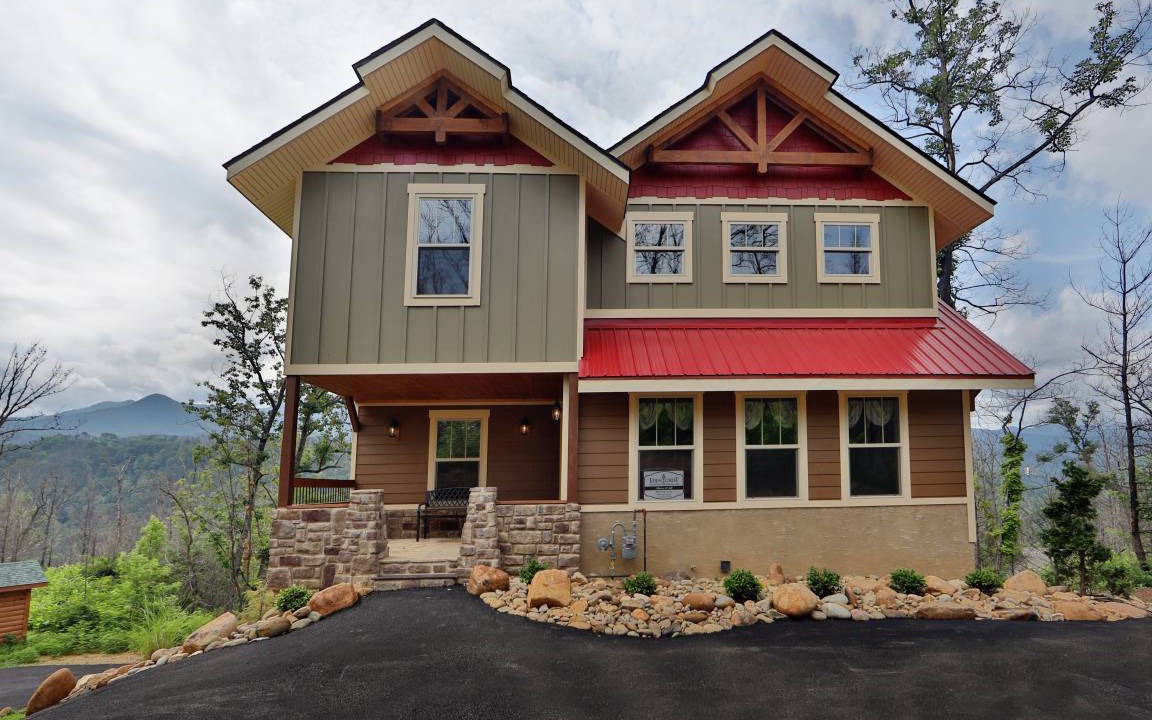 Gatlinburg Cabin | 271 m² Cabin ∙ 4 bedrooms ∙ 10 guests