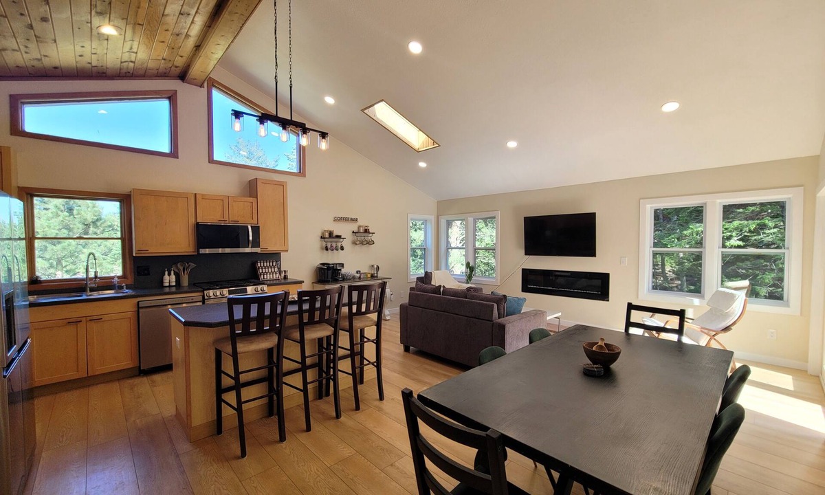 Boulder House | 3-bedroom house in the beautiful Boulder mountains WiFi, AC