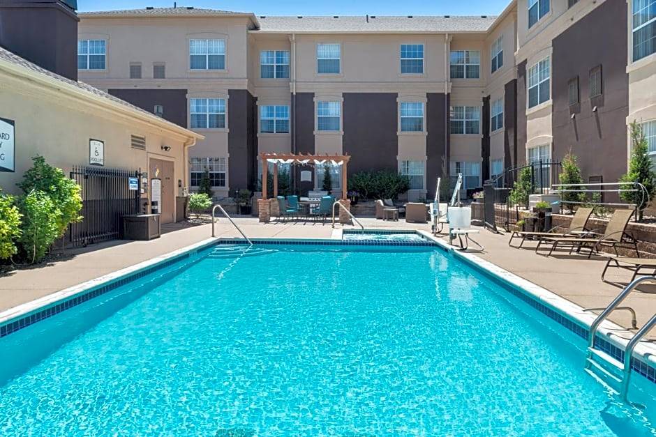 Englewood Hotel | 3-Star Hotel ∙ Staybridge Suites Denver Tech Center, an IHG Hotel