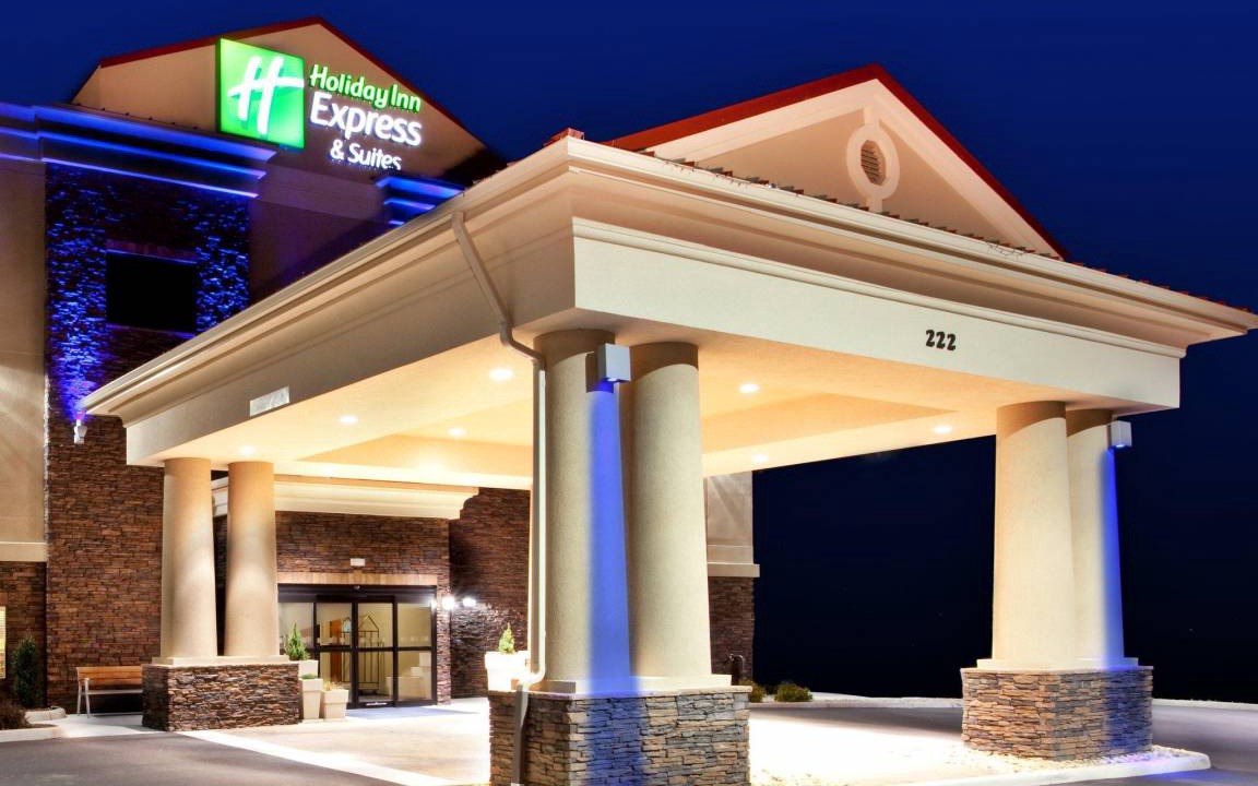 Lewisburg Hotel | 30 m² Hotel ∙ 2 bedrooms ∙ 127 guests