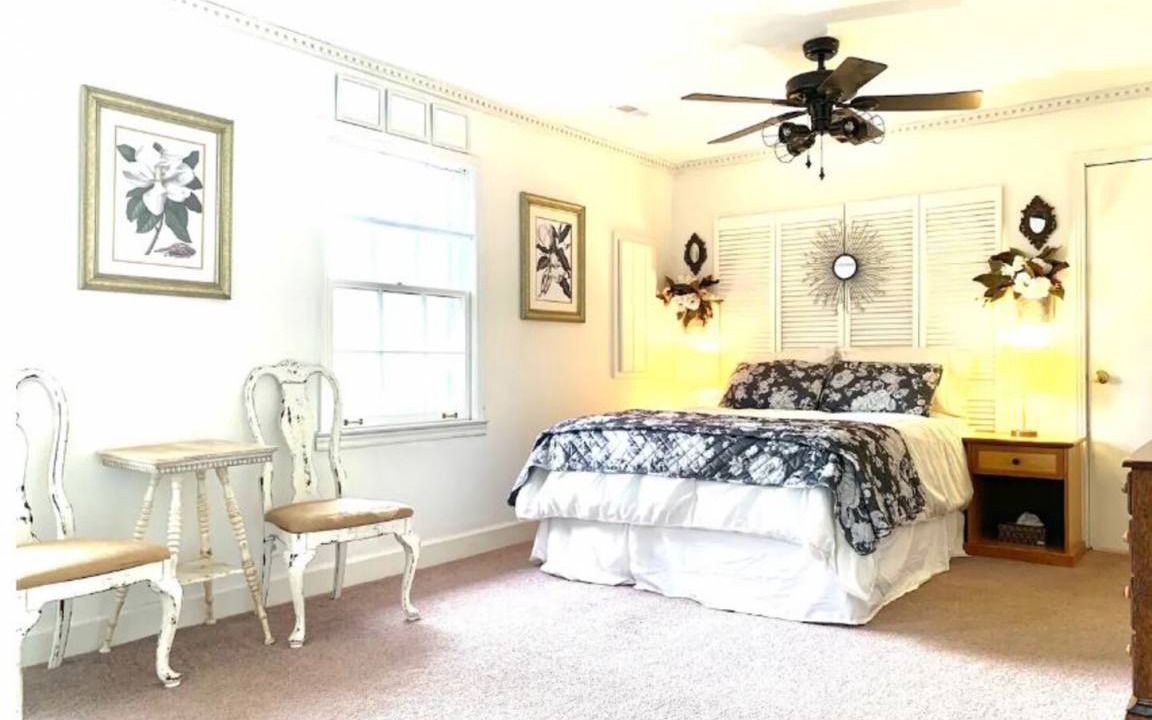 Spring Hill Apartment | 33 m² Studio flat ∙ 1 bedroom ∙ 1 guest
