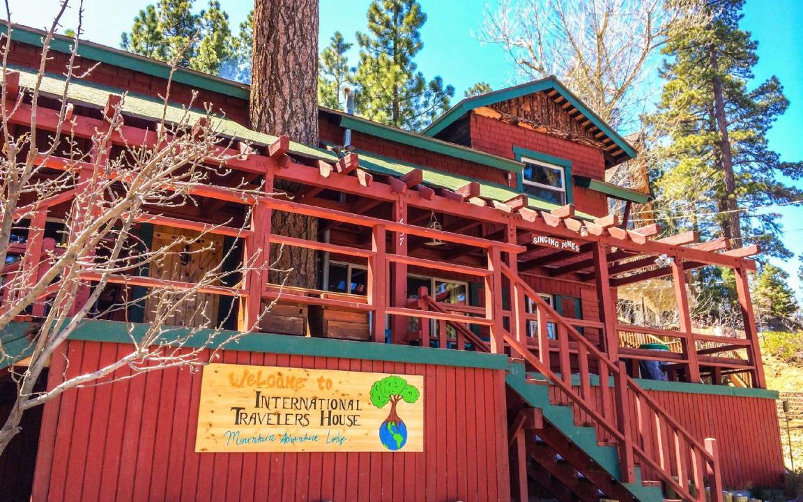 The Village Hostel | 372 m² Hostel ∙ 7 bedrooms ∙ 17 guests