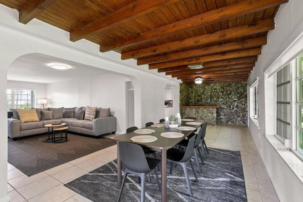 Coral Terrace House | 3br Oasis near Coral Gable