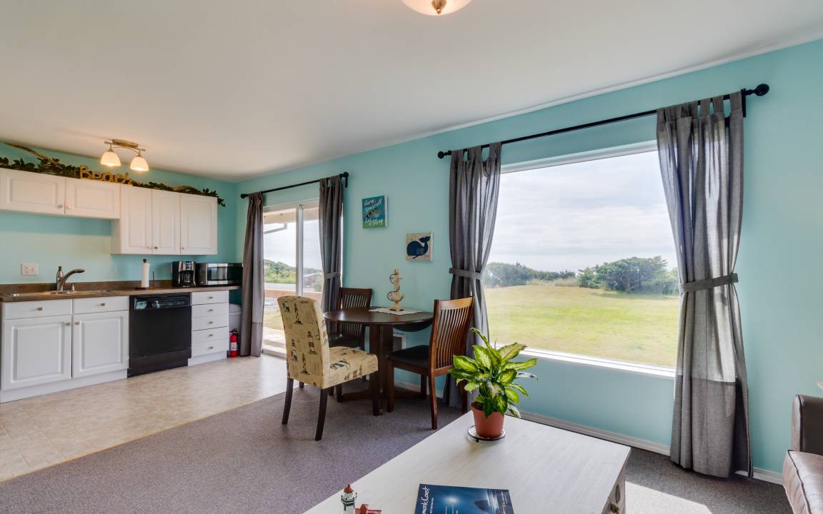 Rockaway Beach House | 40 m² Maisonette ∙ 1 bedroom ∙ 4 guests