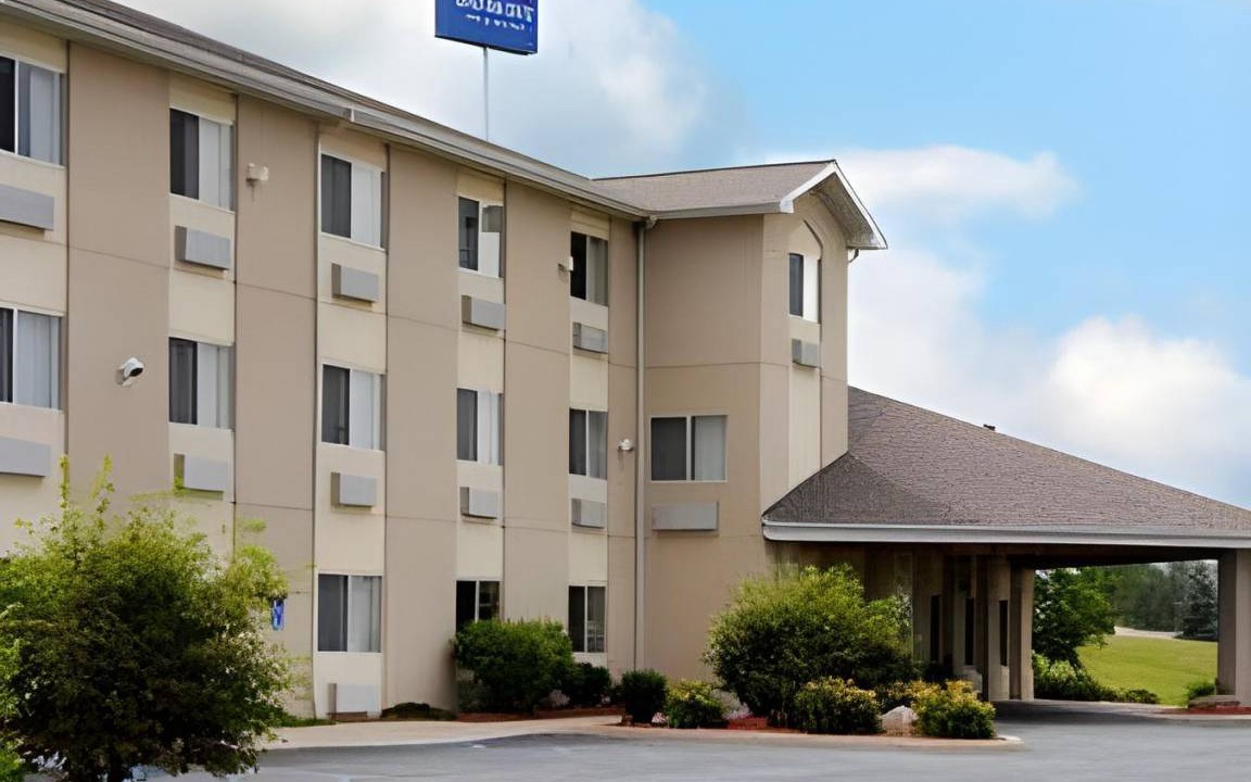 Howell Hotel | 50 m² Hotel ∙ 127 guests