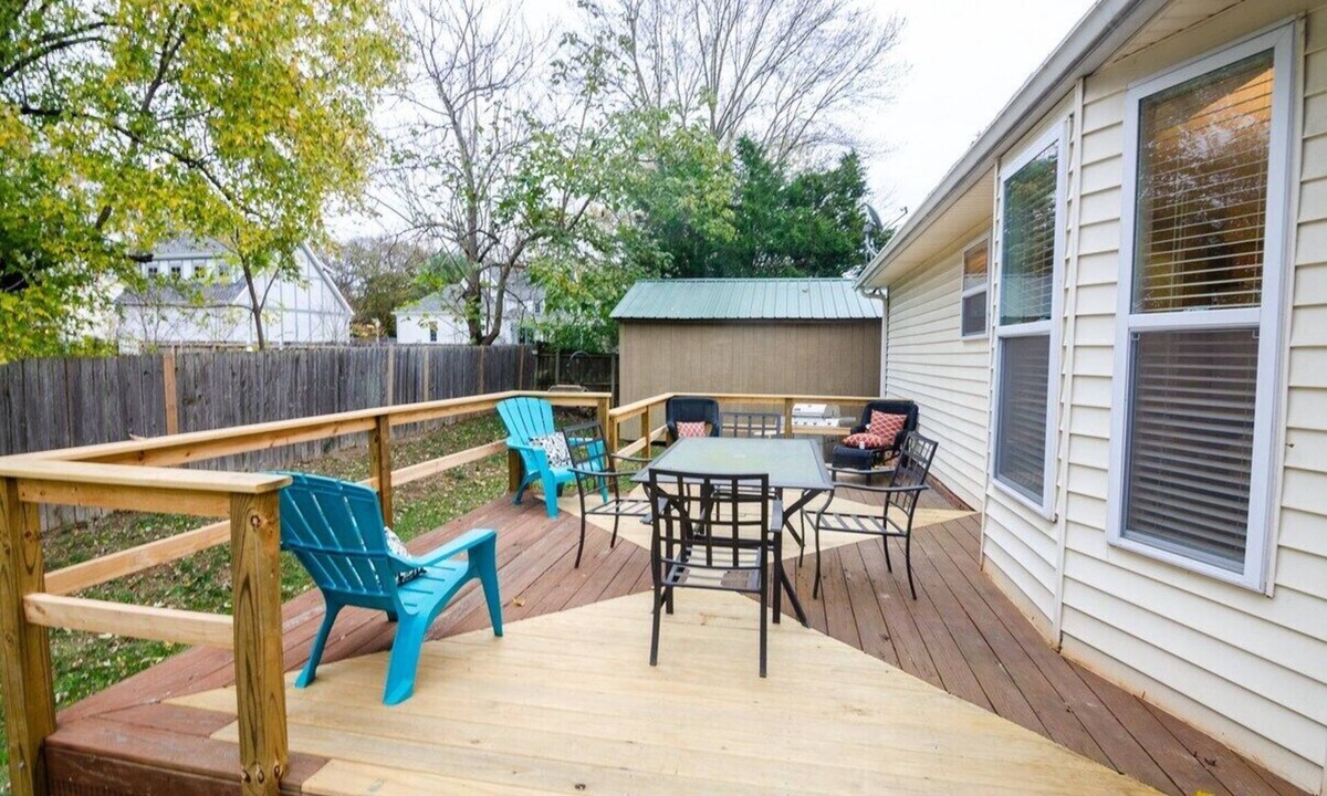 Franklin House | 608 Glencoe Ct · Quiet neighborhood in Downtown Franklin
