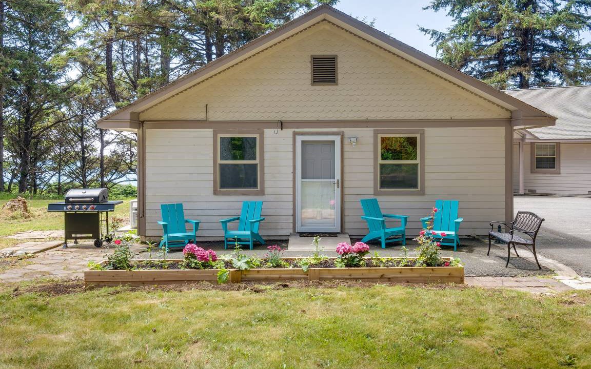 Smith River Cottage | 69 m² Cabin ∙ 2 bedrooms ∙ 6 guests