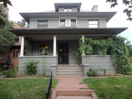 Congress Park Apartment | 70 m² Apartment ∙ 2 bedrooms ∙ 4 guests