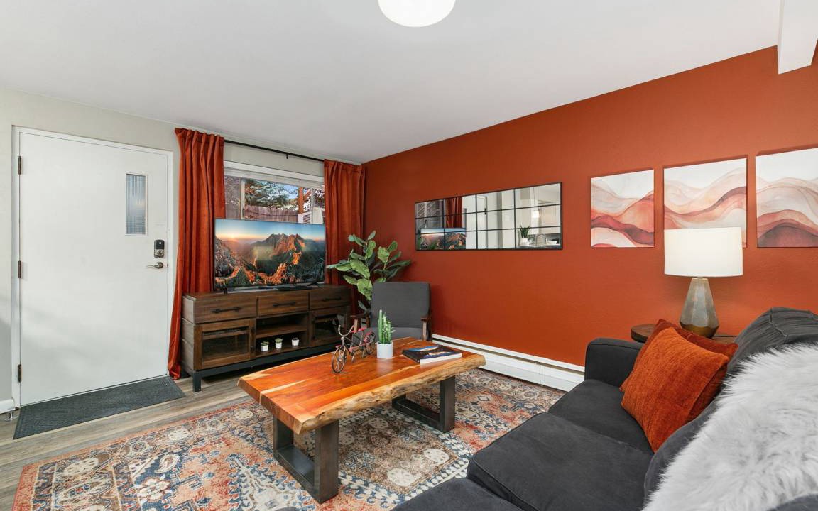 Old Town Condo | 70 m² Condo ∙ 1 bedroom ∙ 4 guests