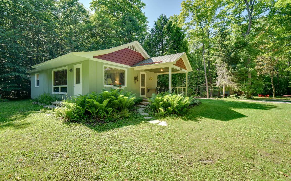 Fish Creek Cottage | 80 m² Cabin ∙ 2 bedrooms ∙ 4 guests