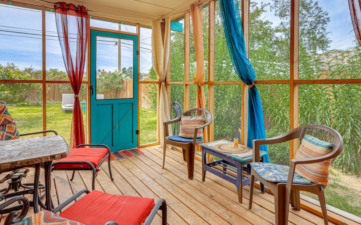 Truth or Consequences Cottage | 83 m² Cabin ∙ 2 bedrooms ∙ 5 guests
