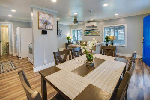 Buckroe Beach House | 93 m² House ∙ 2 bedrooms ∙ 6 guests