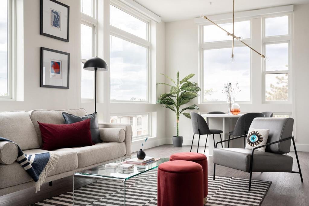 Highland House | A Luxe Point of View - Pet-Friendly - Zuni Lofts