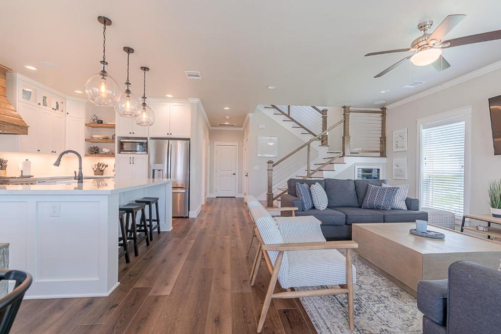 Beachside Village House | After Dune Delight