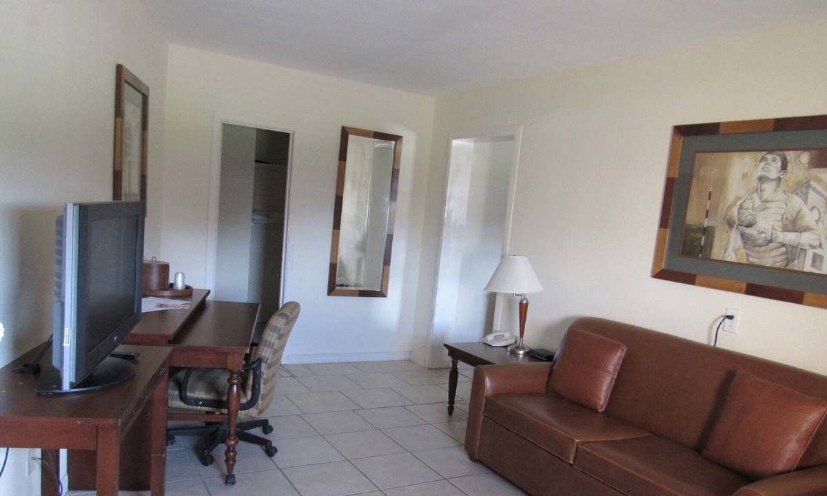 Alvin Hotel | Alvin Extended Stay