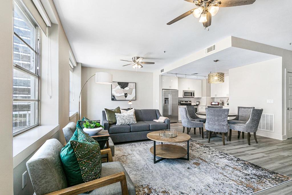 Central Business District Apartment | Amazing 4-Bedroom Haven in the Heart of New Orleans