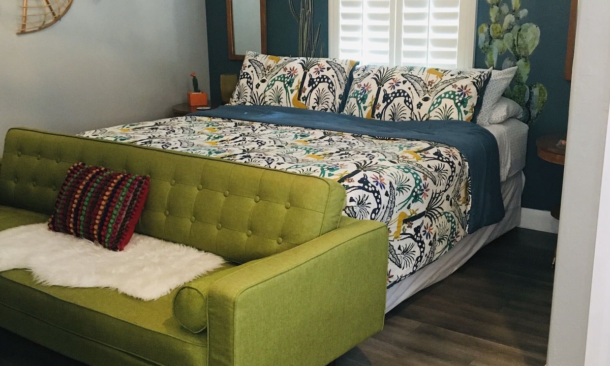Ivins Cottage | AMAZING LOCATION ! Close to Snow Canyon and Tuachan Amphitheater.