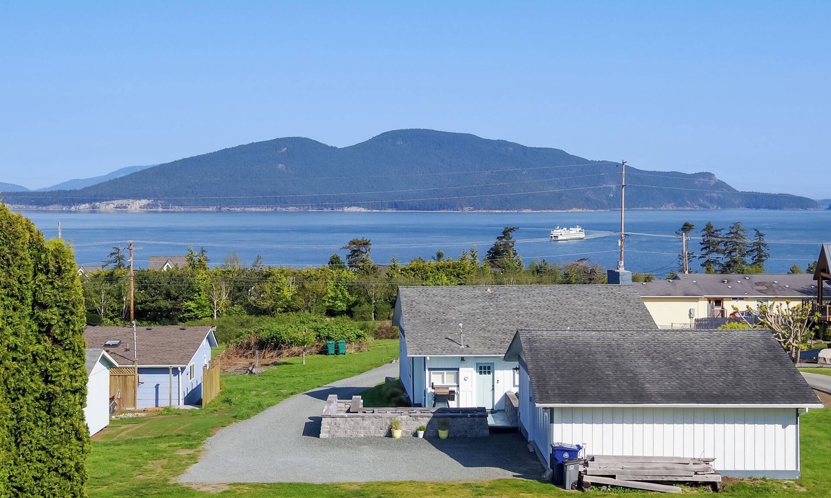 Anacortes House | Anacortes Home w/Views of Puget Sound