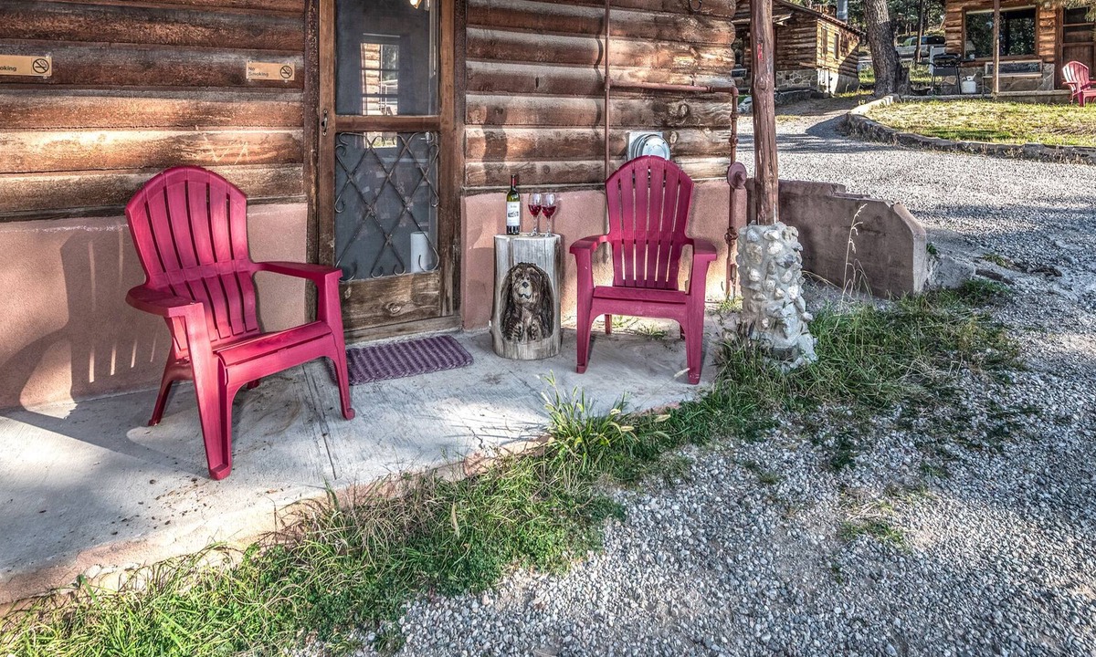 Ruidoso Cabin | Apache Village 1, Queen Bed, Midtown, Pet Friendly, Sleeps 2