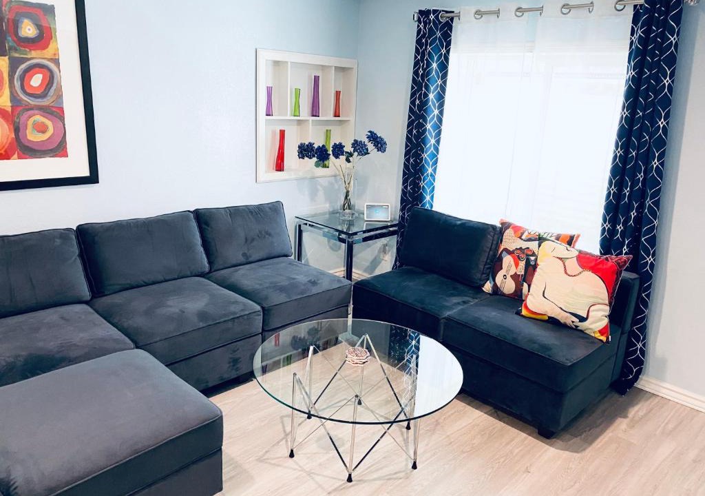 Briargate Apartment | Artsy home by Air Force Academy with office space