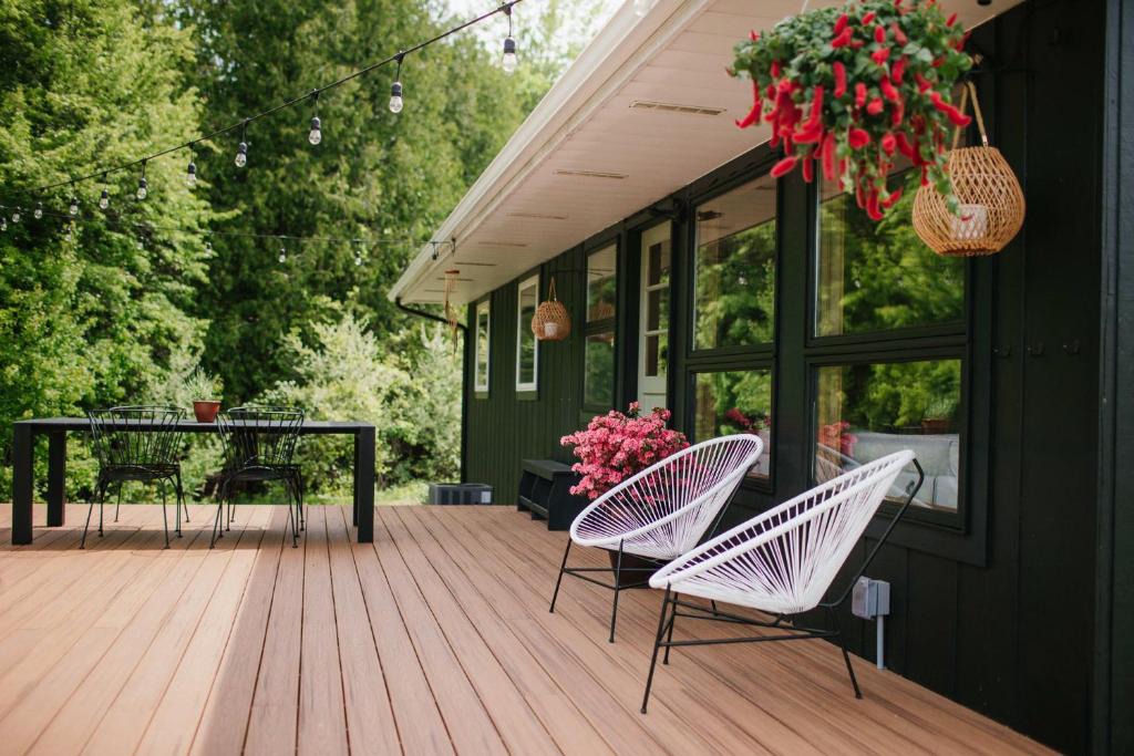 Beulah House | Bay Point Hideaway in the Woods