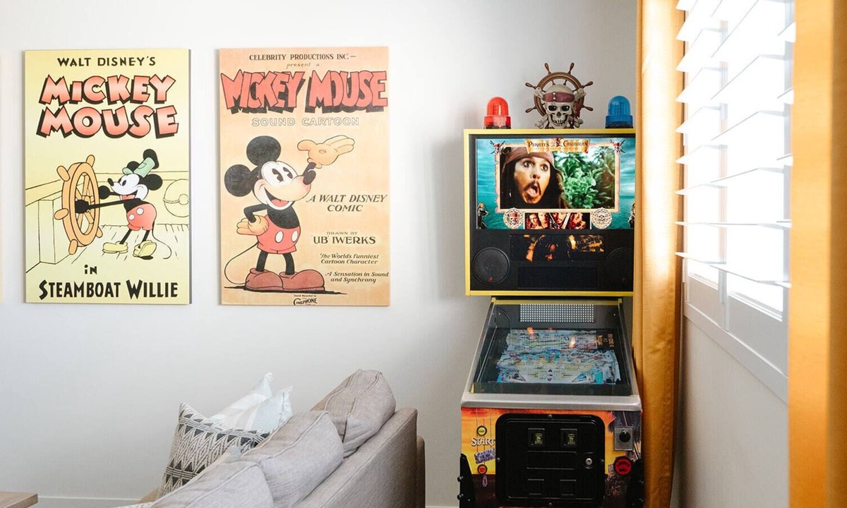 Washington Fields House | 🎠Be Our Guest 🎠- Disneyland Themed Home