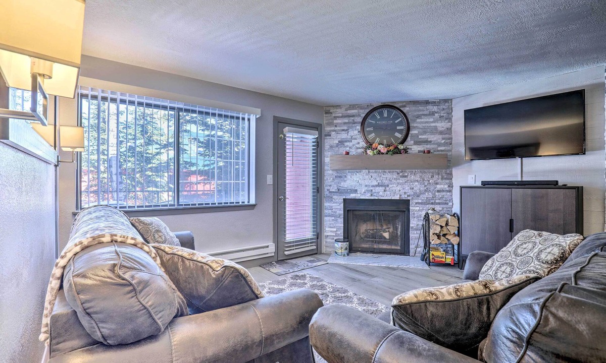 Brian Head Condo | Brian Head Ski-In/Ski-Out Condo w/Resort Perks!