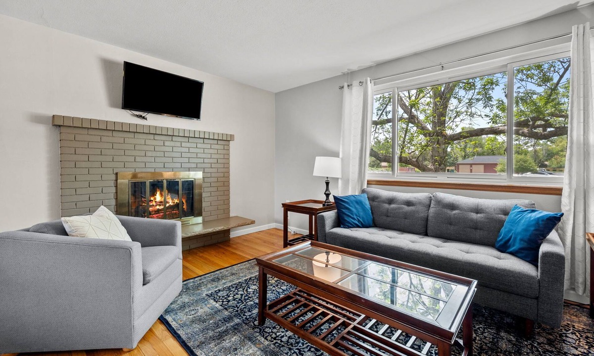 Arvada Plaza Area House | Charming Arvada Home - Walking distance to Olde Town