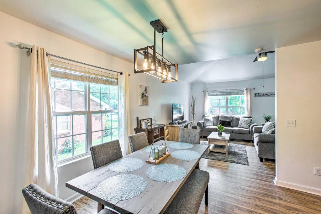 Springfield House | Charming Springfield Escape with Furnished Deck