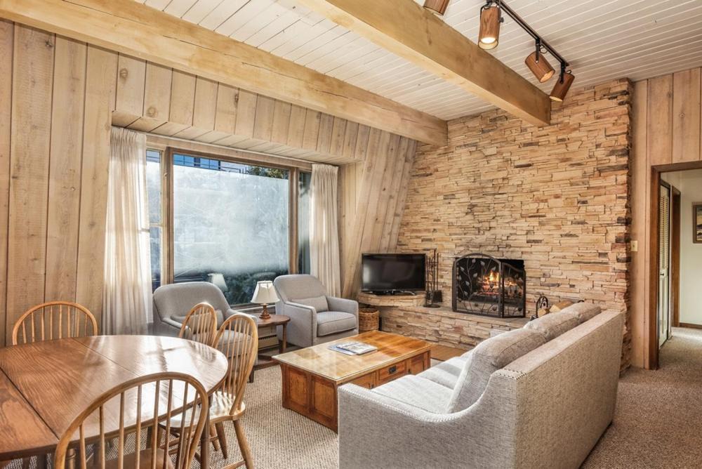 Aspen House | Chateau Dumont Unit 15, Spacious Top Floor Condo, Two Blocks from Aspen Mountain