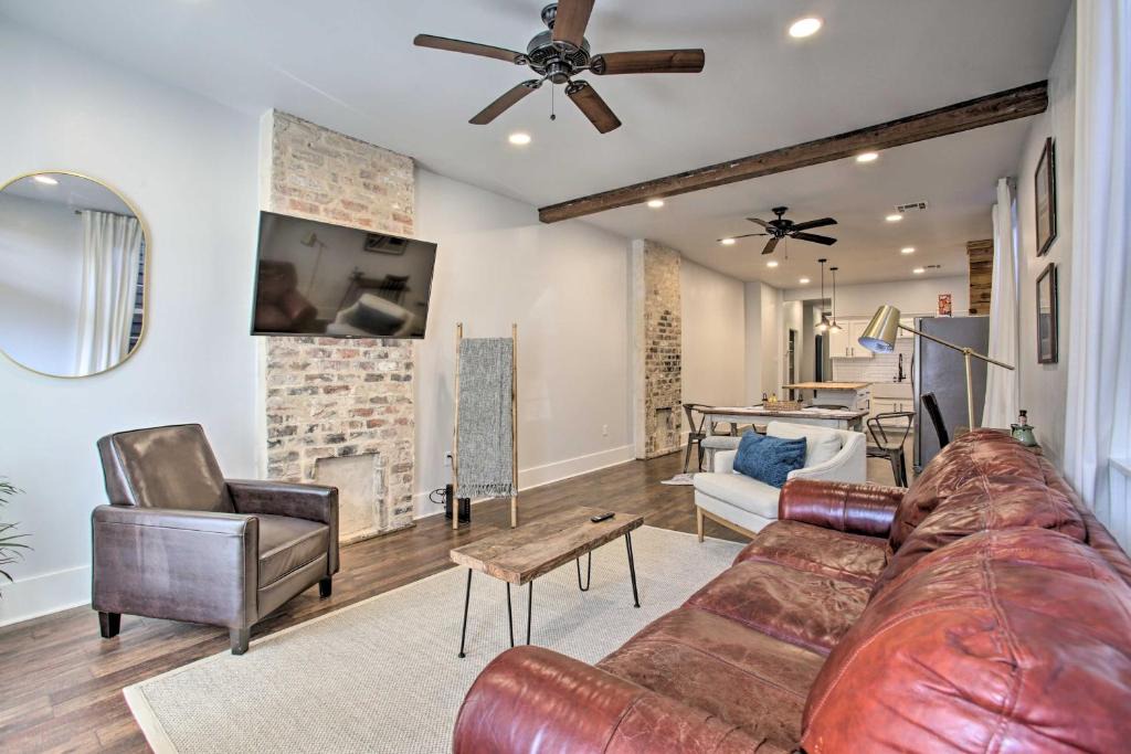 Bayou St. John House | Chic New Orleans Gem with Deck Walk to Cafes!